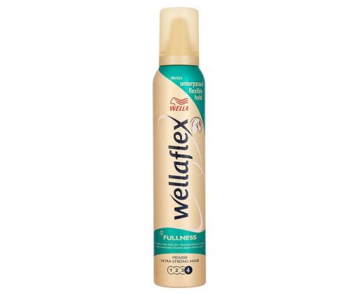 Wella Wellaflex Fullness pěnové tužidlo na vlasy pro objem a ultra silné zpevnění  200 ml Wellaflex